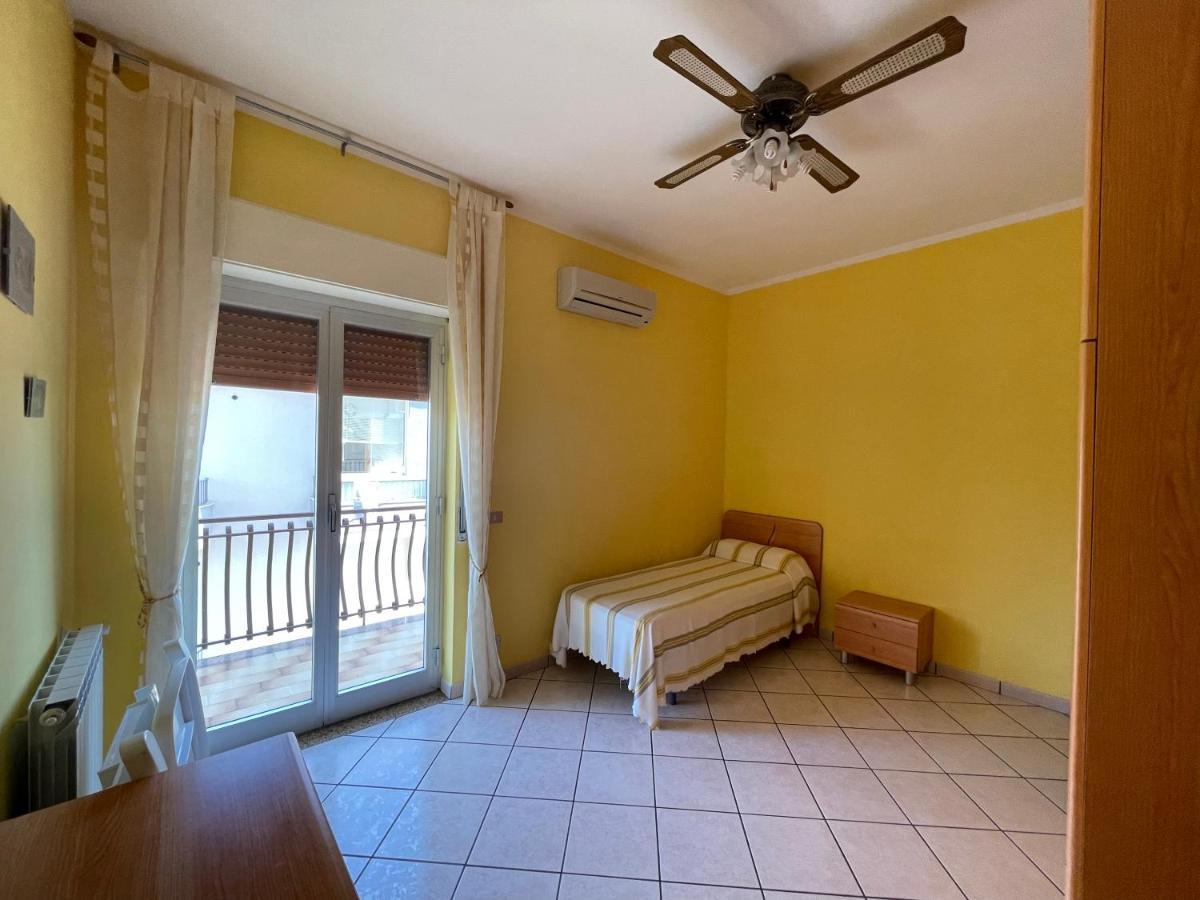 Ferienwohnung Pipa'S Suntrap Taormina Exterior foto