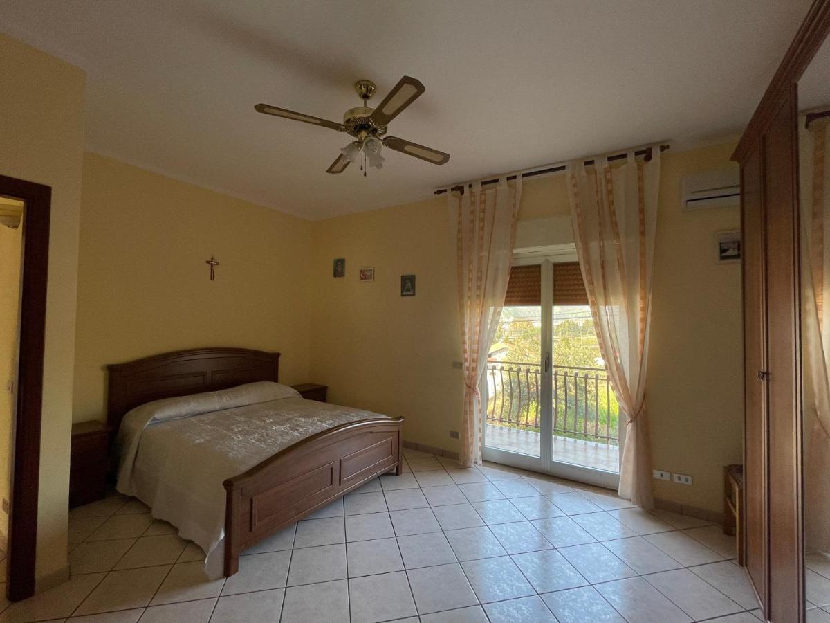 Ferienwohnung Pipa'S Suntrap Taormina Exterior foto